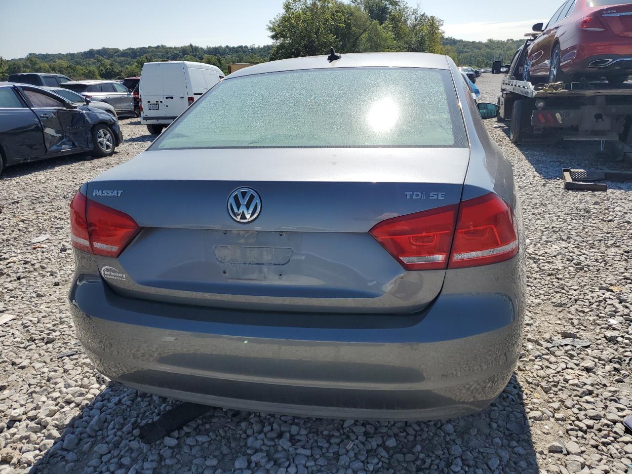 1VWBN7A39DC060999 2013 Volkswagen Passat Se