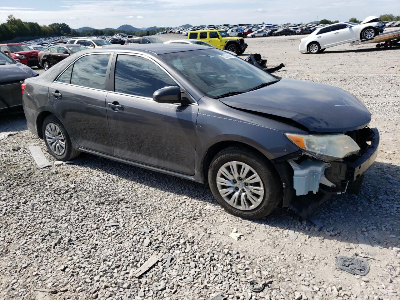 2014 Toyota Camry - Image 4