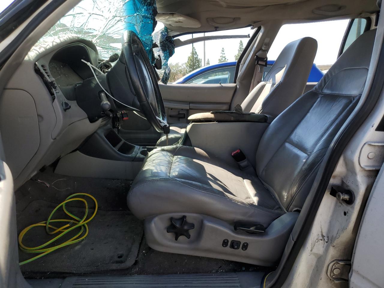 1999 Ford Explorer VIN: 1FMZU32P0XUC90262 Lot: 71261624