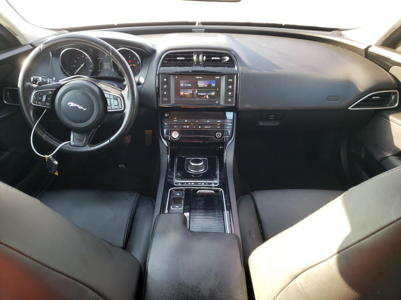 SAJAR4FX5JCP35113 2018 Jaguar Xe