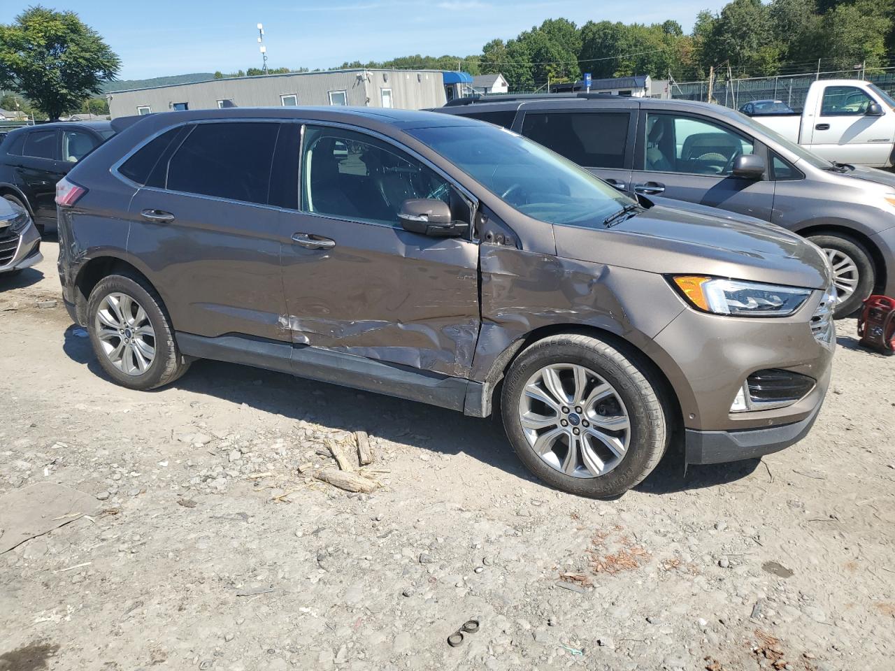 2019 Ford Edge - Image 4