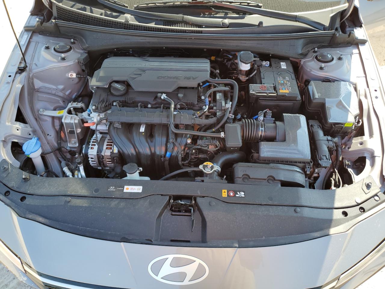 2024 Hyundai Elantra - Image 11