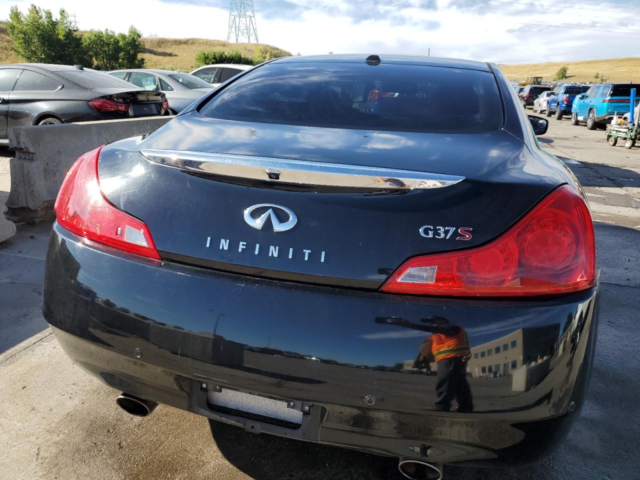 JN1CV6EK6BM212816 2011 Infiniti G37 Base