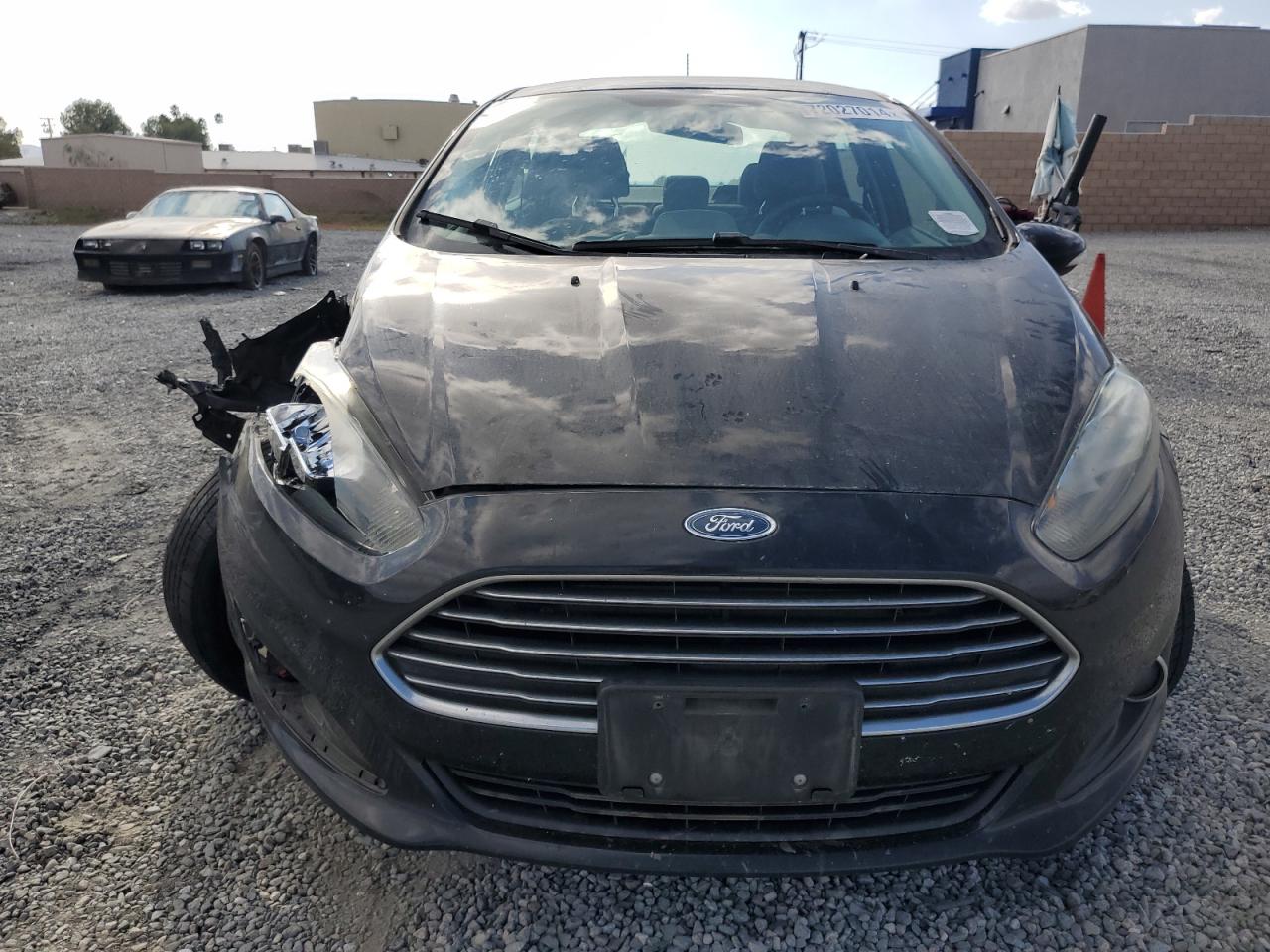 VIN 3FADP4BJ1KM164258 2019 FORD FIESTA no.5