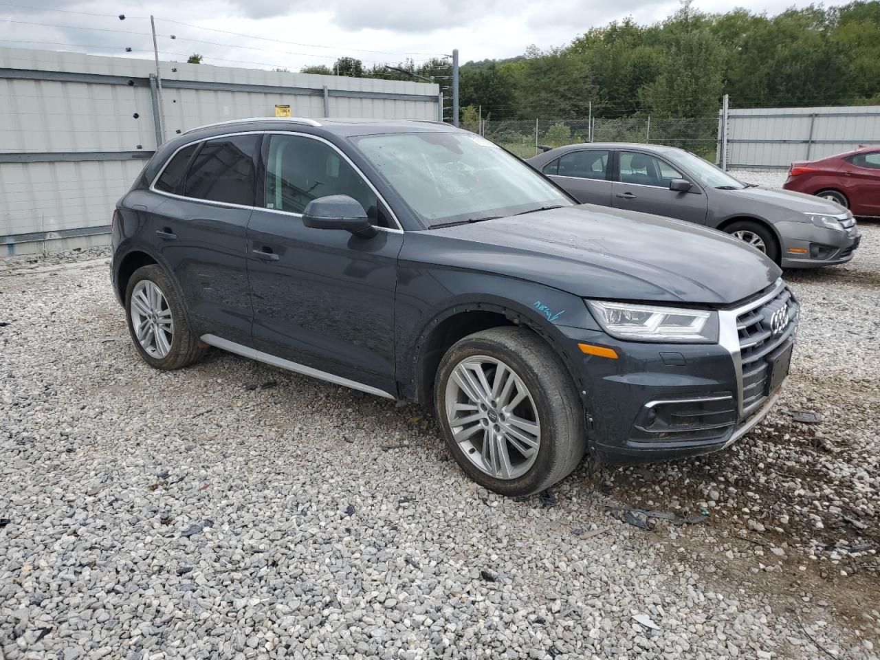 WA1CNAFY1L2064830 2020 Audi Q5 Prestige