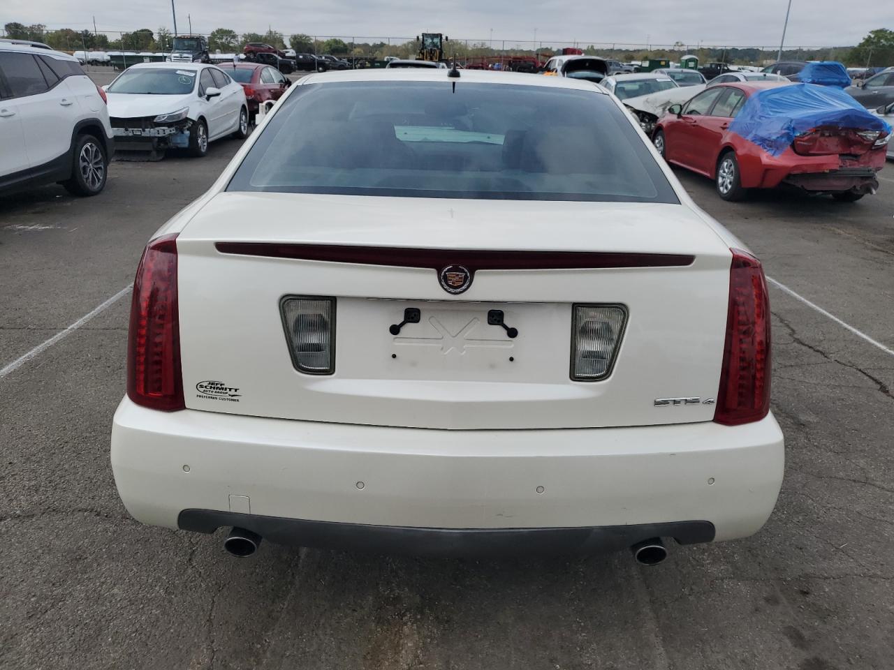 2007 Cadillac Sts VIN: 1G6DW677470136201 Lot: 72600104