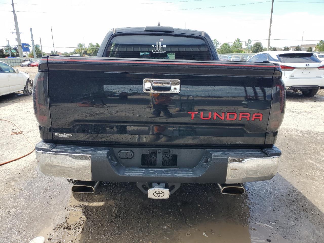 5TFEW5F16HX219050 2017 Toyota Tundra Crewmax Sr5