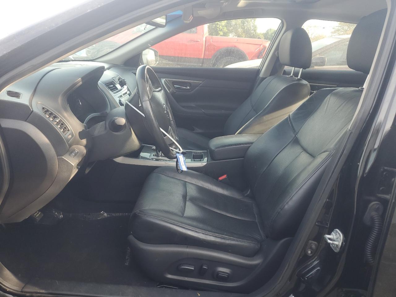 2015 Nissan Altima - Image 7
