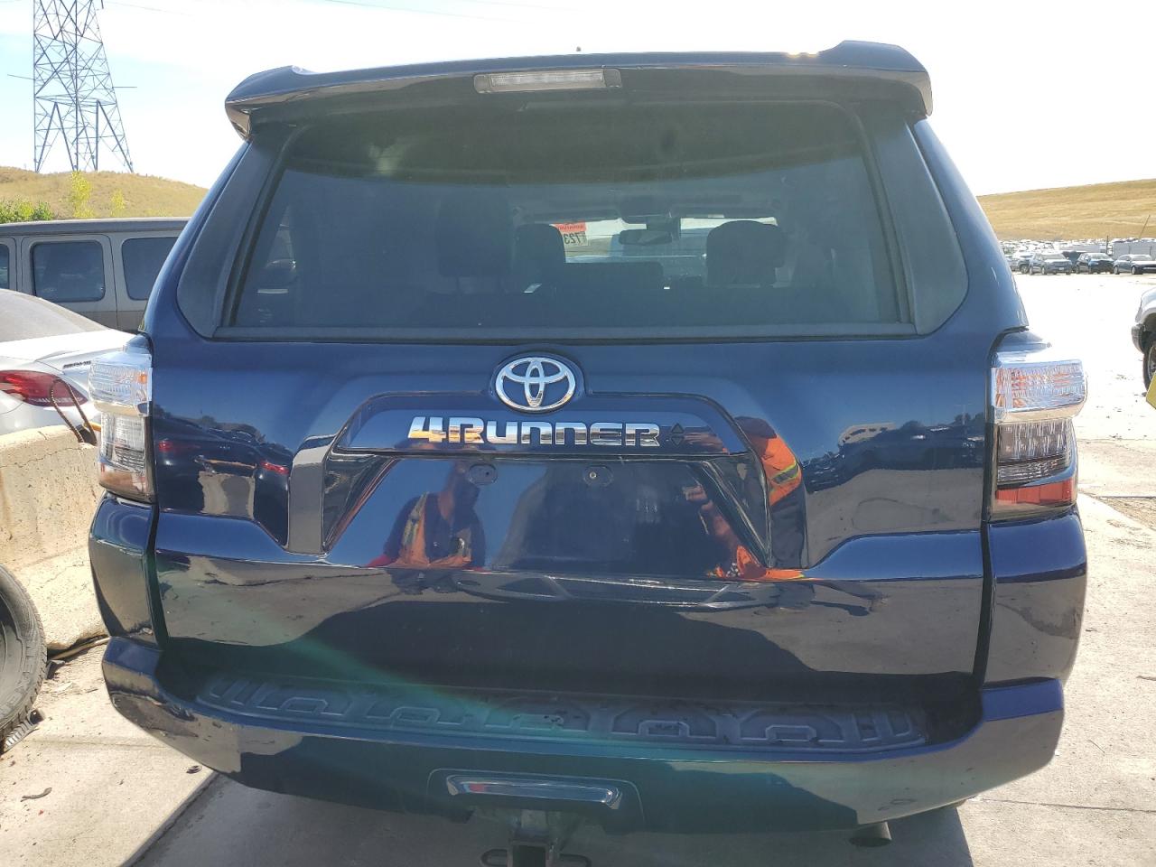 2020 Toyota 4Runner Sr5/Sr5 Premium VIN: JTEBU5JR5L5759981 Lot: 72397624