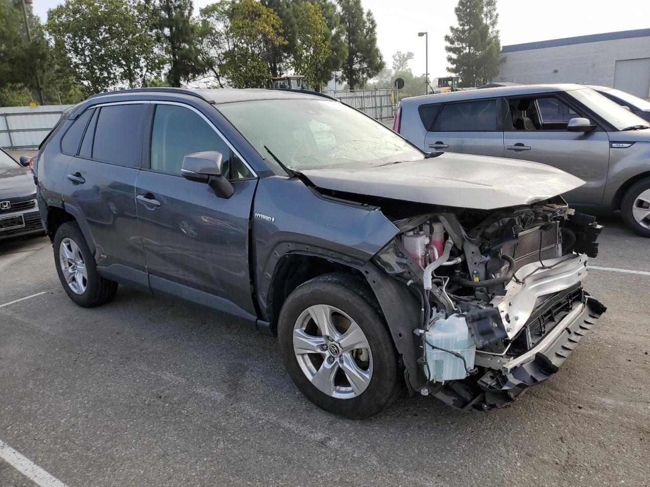 2021 Toyota RAV 4 - Image 4