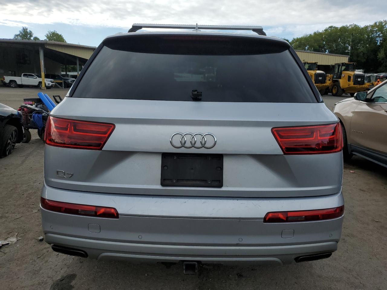 WA1LAAF73KD009849 2019 Audi Q7 Premium Plus