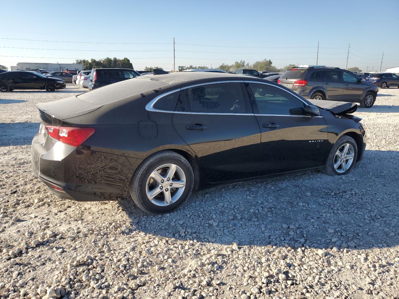 2022 Chevrolet Malibu - Image 3