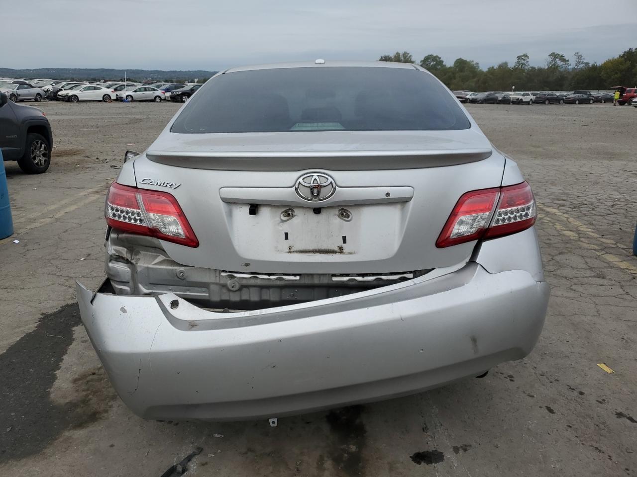 2011 Toyota Camry Base VIN: 4T1BF3EK8BU148164 Lot: 72273264