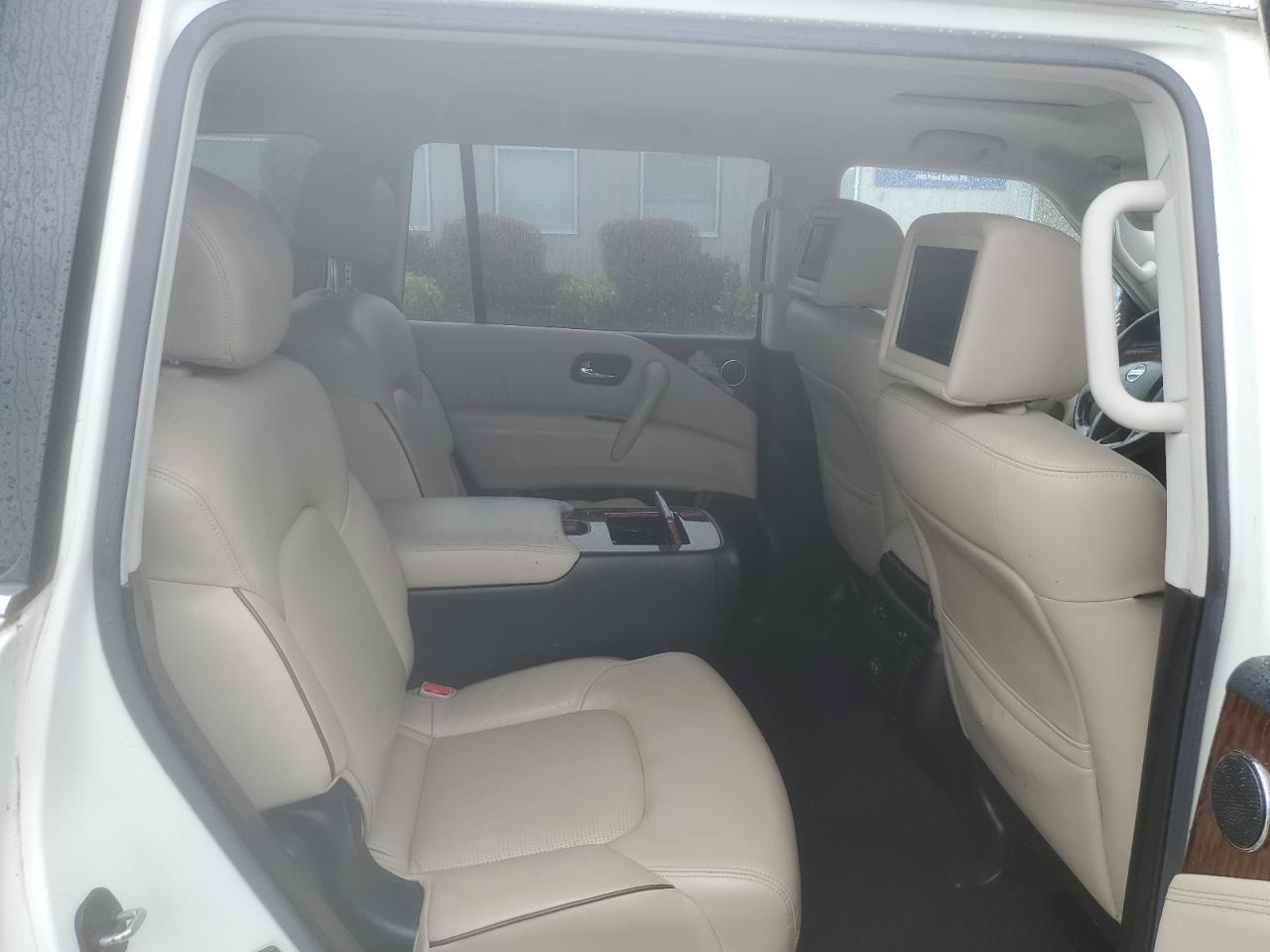 JN8AY2NE9H9703590 2017 Nissan Armada Platinum