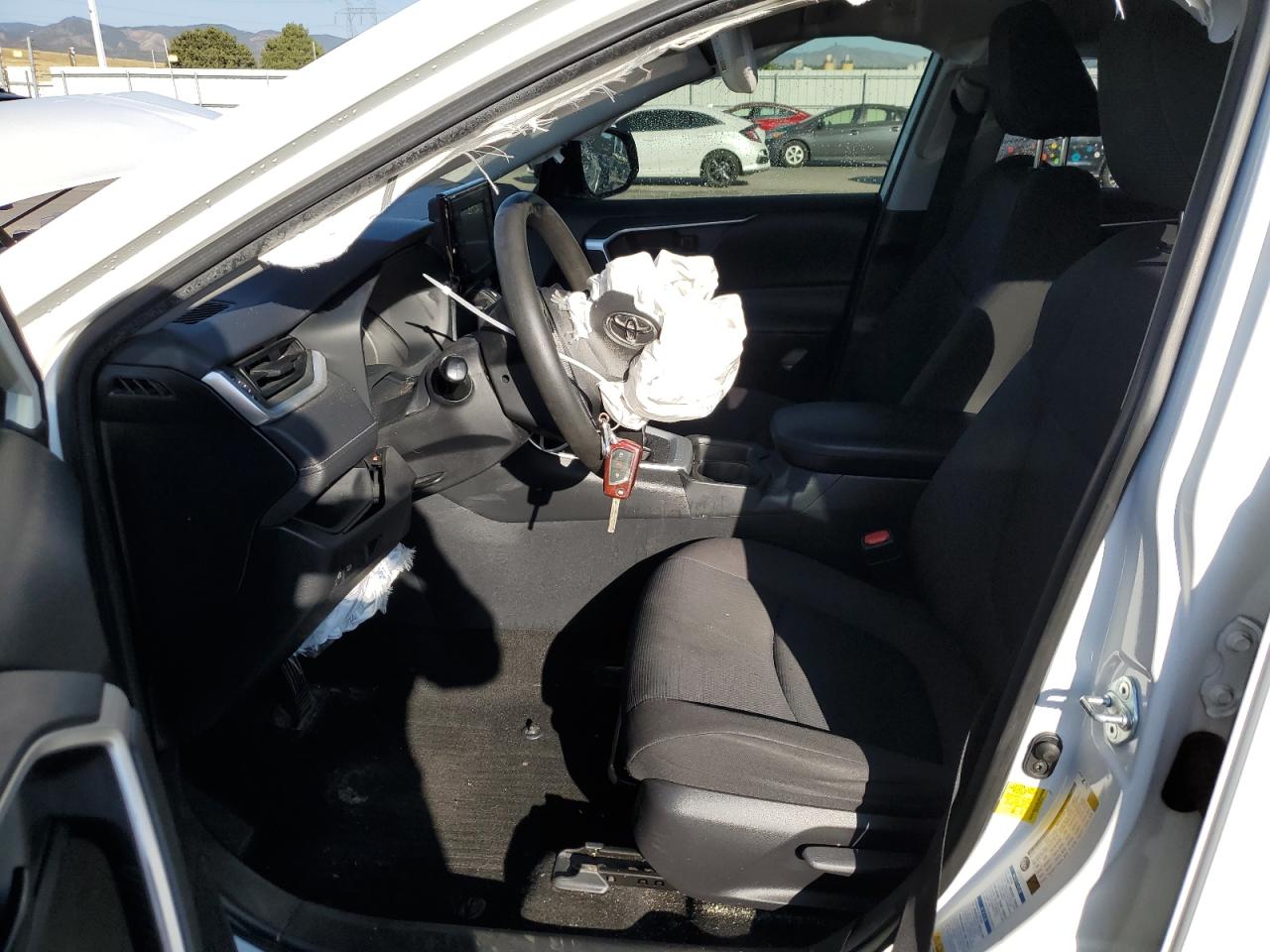2019 Toyota RAV 4 - Image 7