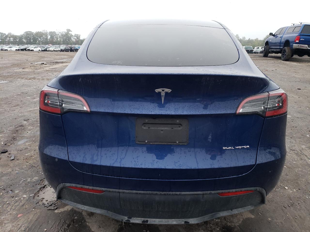 2024 Tesla Model Y VIN: 7SAYGDEE3RA222170 Lot: 72740754