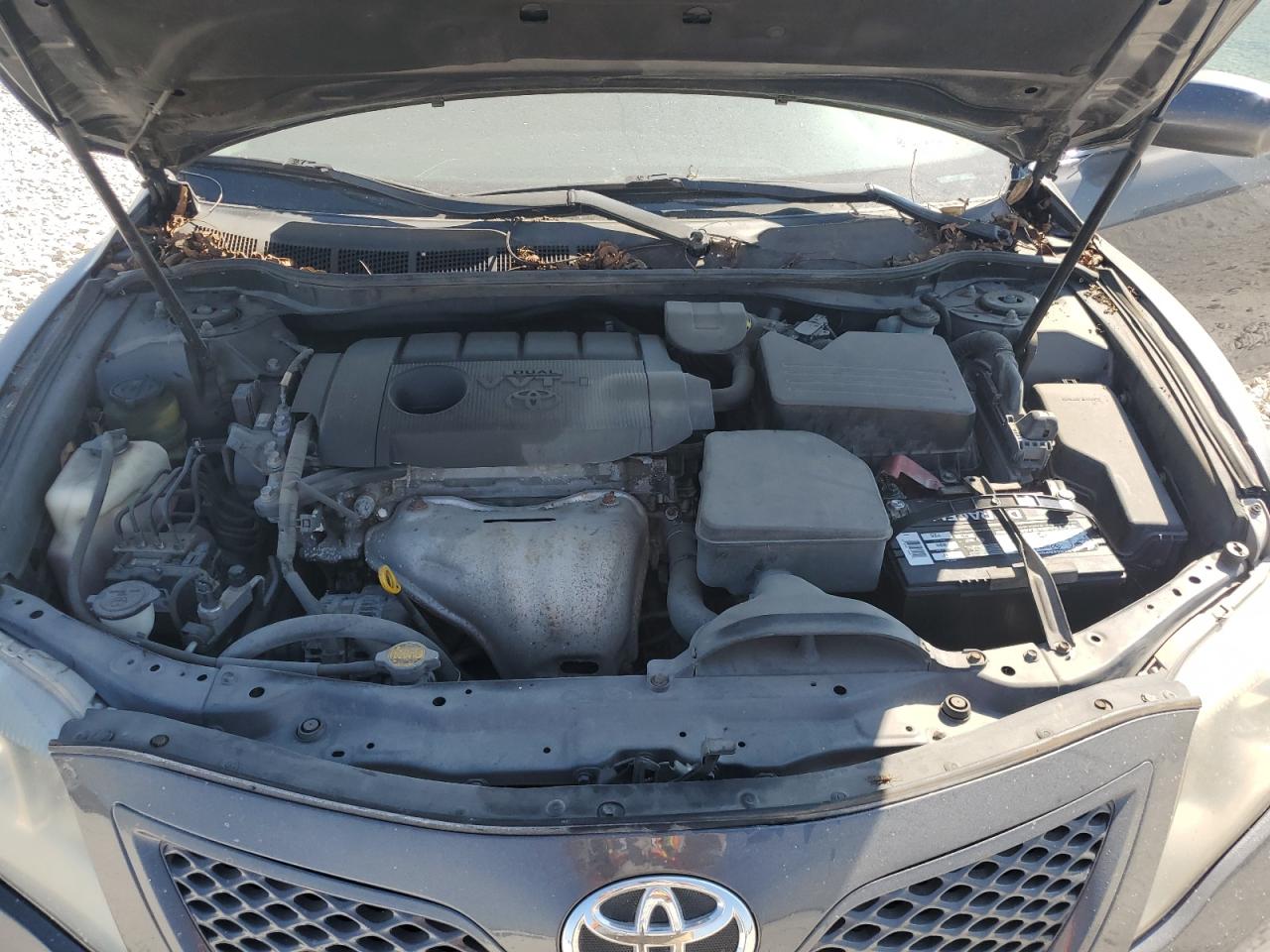 2011 Toyota Camry - Image 11