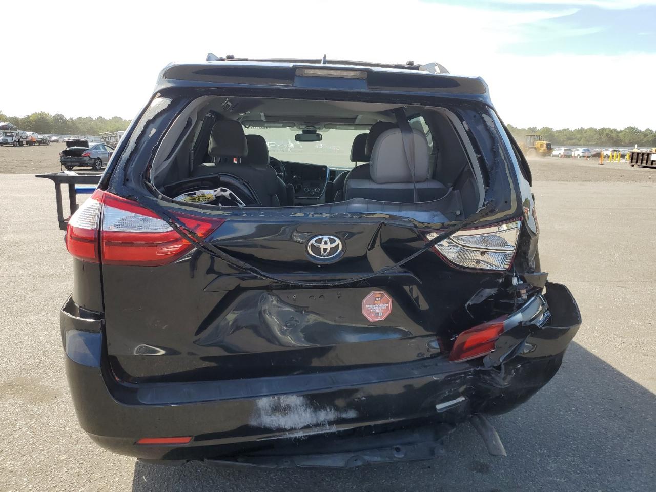 2019 Toyota Sienna Xle VIN: 5TDYZ3DCXKS998625 Lot: 72018754