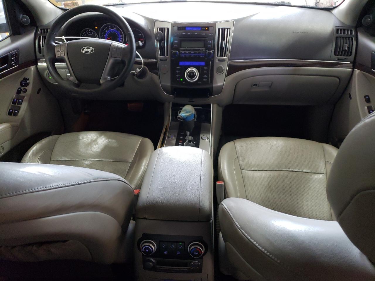 KM8NUDCC8CU195216 2012 Hyundai Veracruz Gls