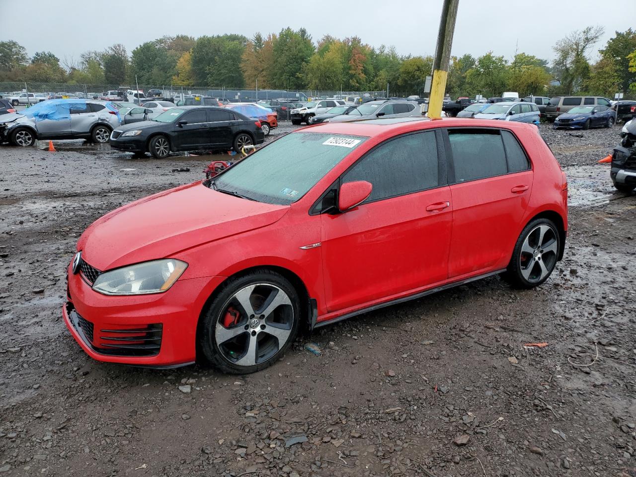 3VW5T7AU0GM047041 2016 VOLKSWAGEN GTI - Image 1