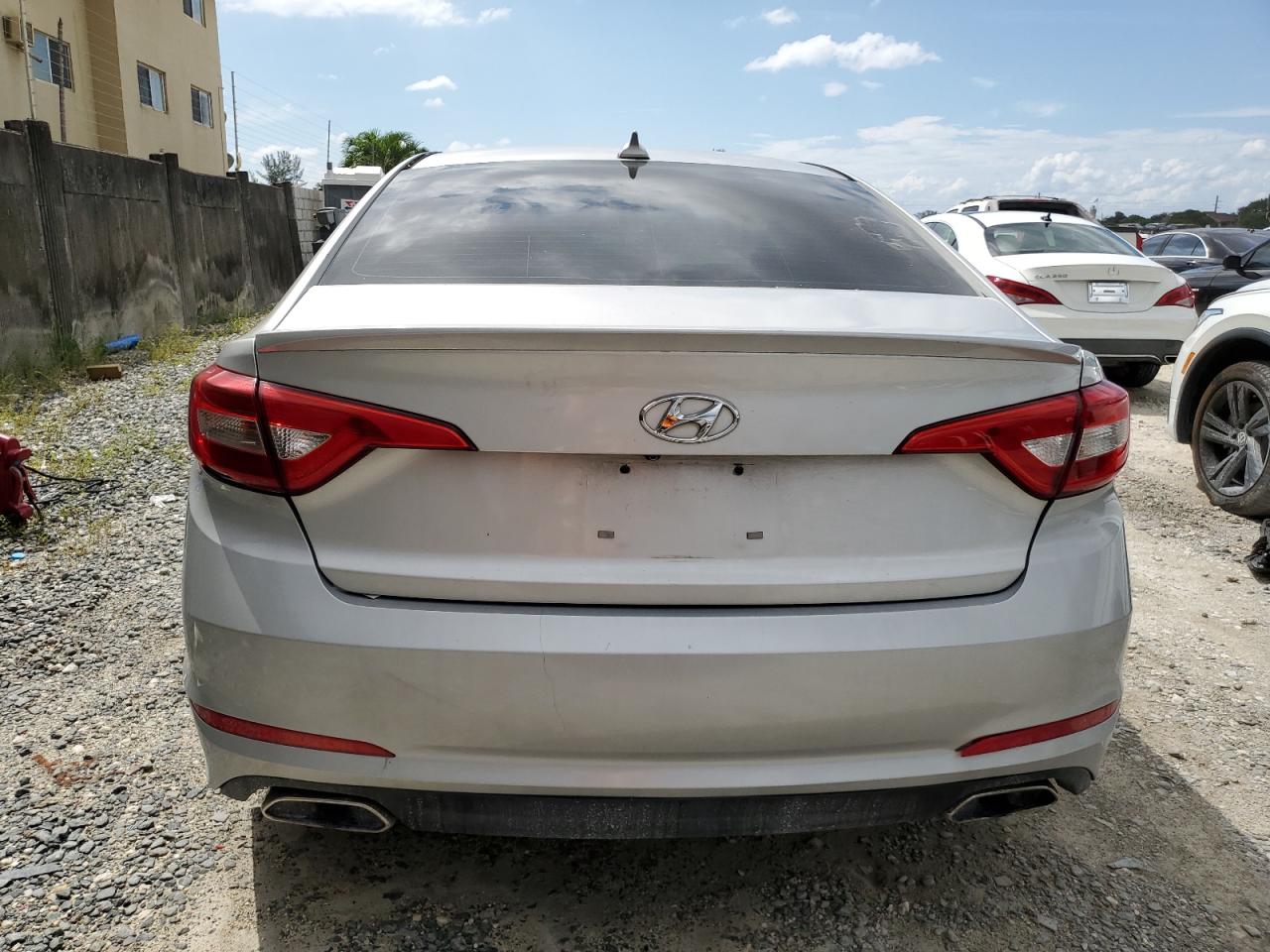 2015 Hyundai Sonata Sport VIN: 5NPE34AF5FH105362 Lot: 71684004