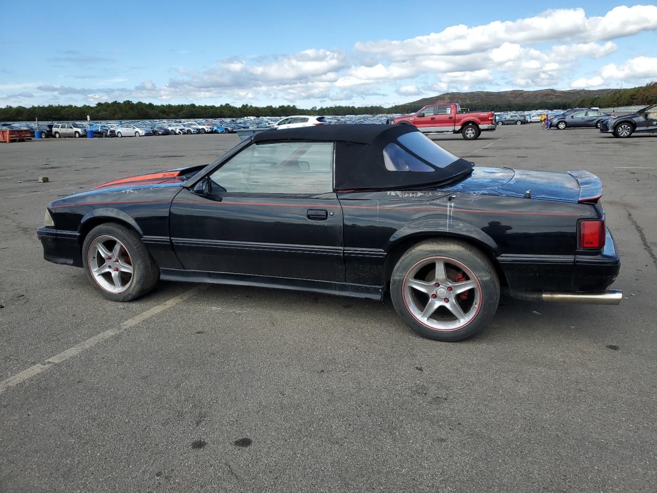 1987 Ford Mustang - Image 2