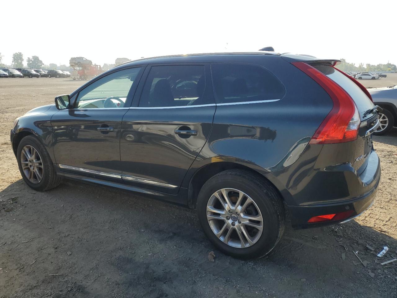 YV4952RA0F2559817 2015 VOLVO XC60 - Image 2