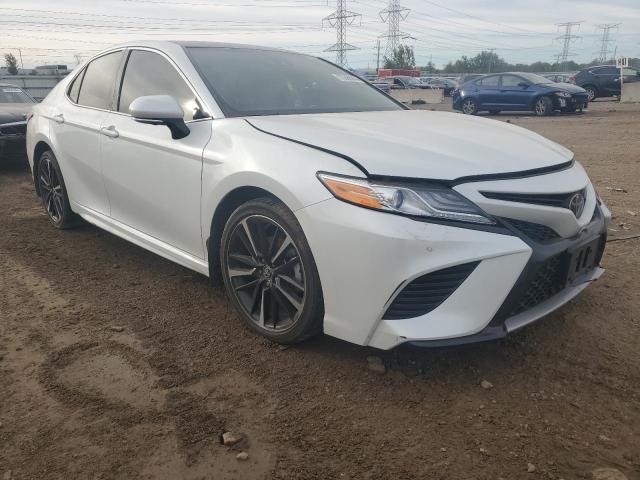  TOYOTA CAMRY 2020 Білий