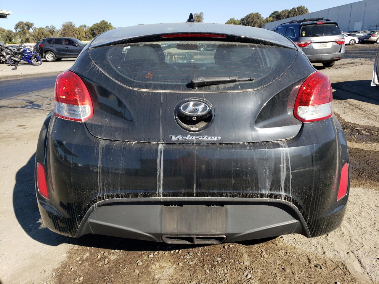2016 Hyundai Veloster - Image 6