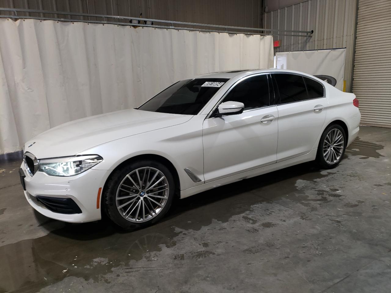 WBAJA5C58KWW49421 2019 BMW 5 SERIES - Image 1