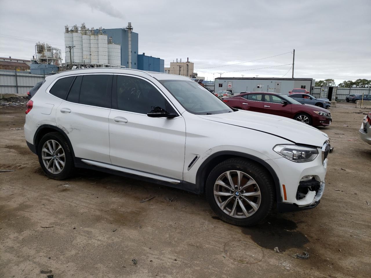 VIN 5UXTR9C5XJLC69543 2018 BMW X3 no.4