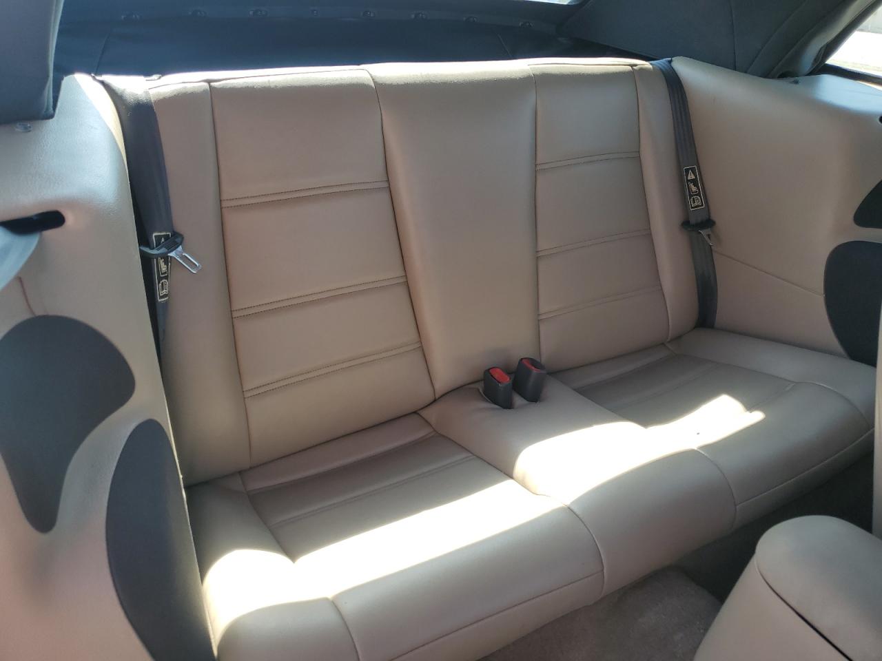 2002 Ford Mustang VIN: 1FAFP44442F136261 Lot: 69889644