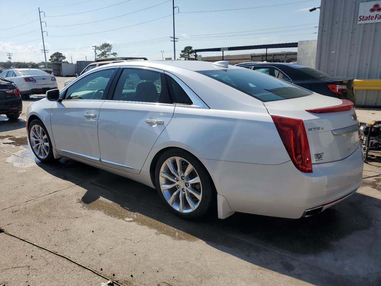 2016 Cadillac XTS - Image 2