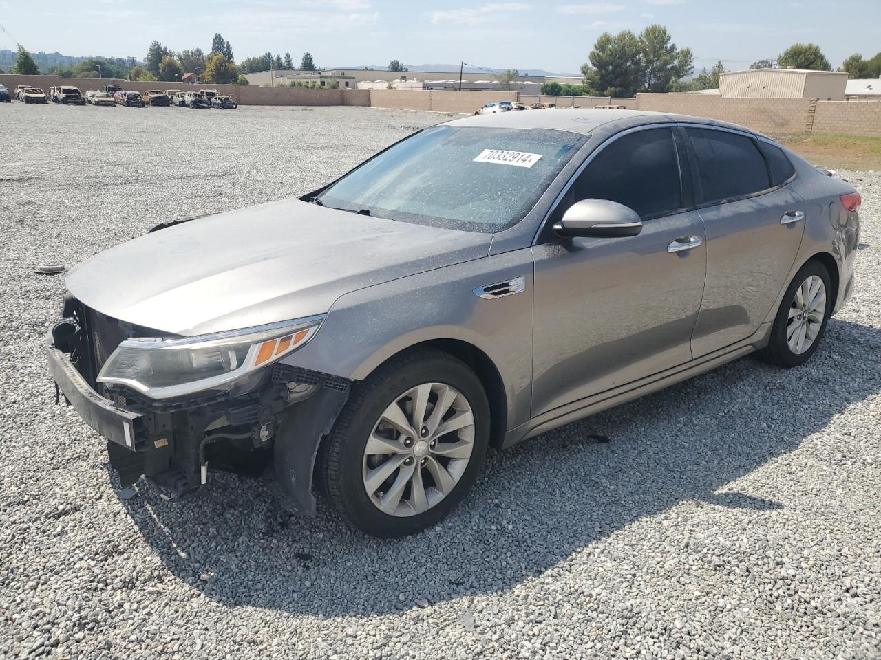 5XXGT4L36HG139224 2017 KIA OPTIMA - Image 1