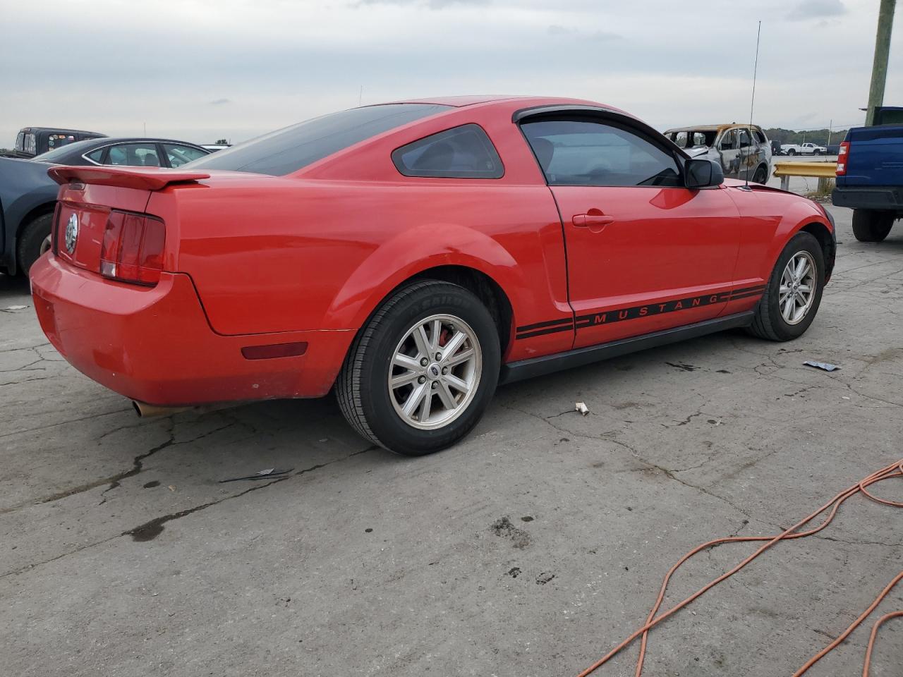 2007 Ford Mustang - Image 3
