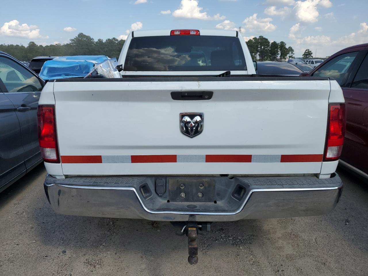 2016 Ram 1500 St VIN: 3C6JR6AT2GG130526 Lot: 71371024