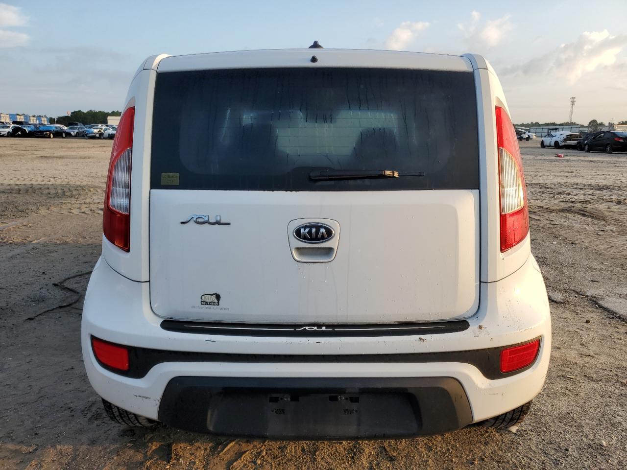 KNDJT2A53C7356312 2012 Kia Soul