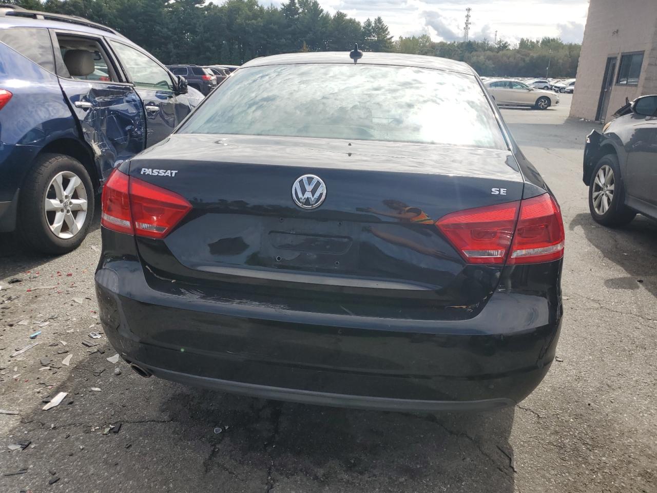 1VWBP7A34EC019336 2014 Volkswagen Passat Se