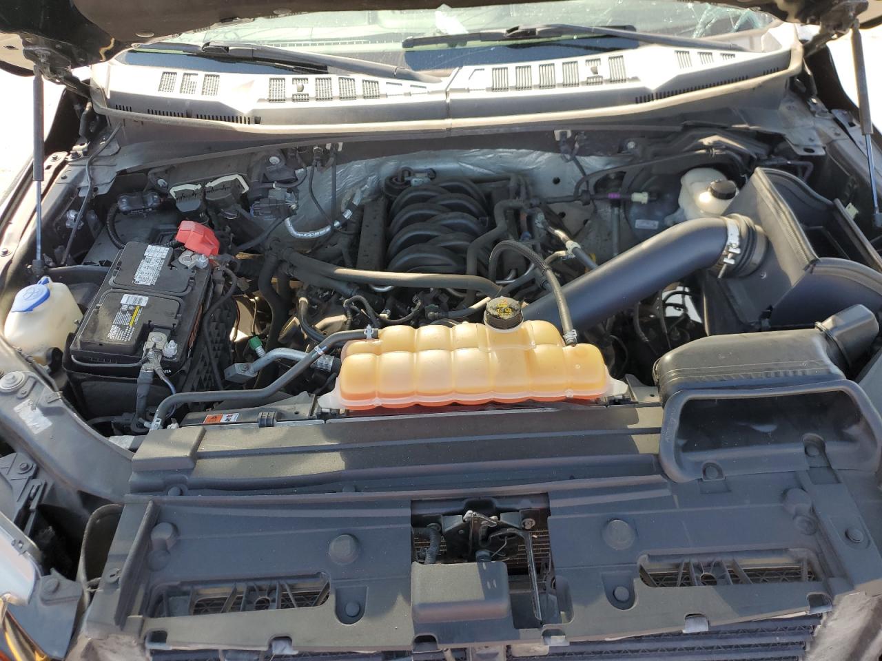 2017 Ford F-150 - Image 11