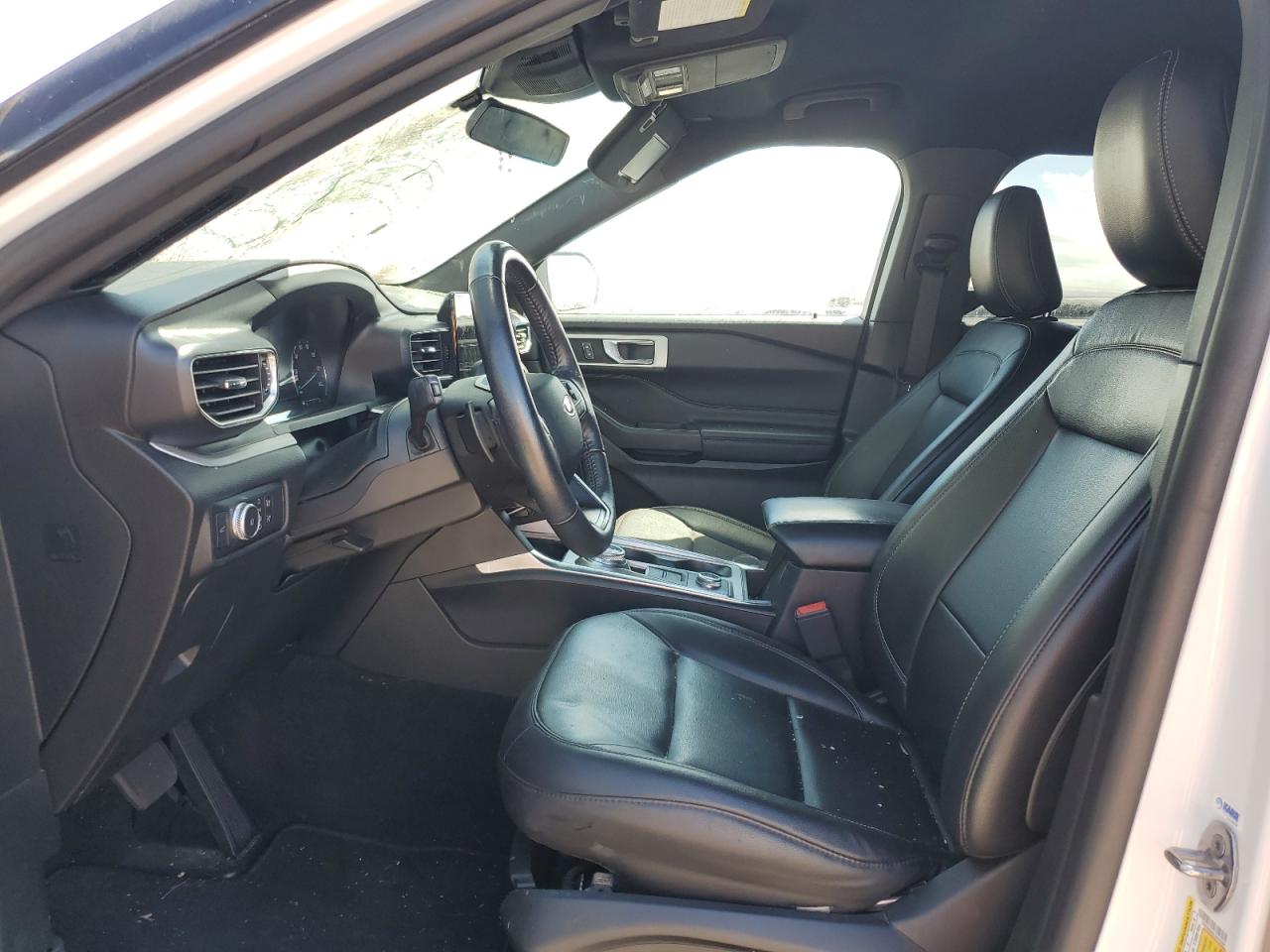 2020 Ford Explorer - Image 7