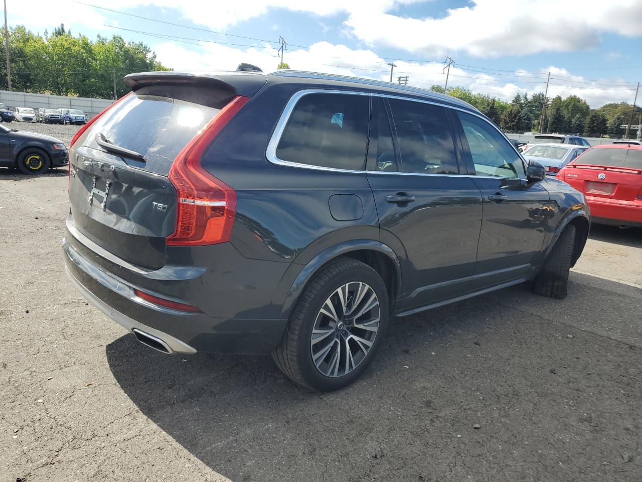 2021 Volvo XC90 - Image 3
