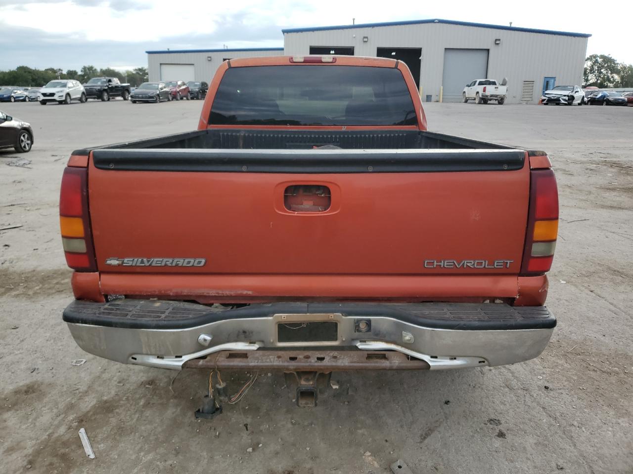 2001 Chevrolet Silverado K1500 VIN: 1GCEK19T21E220358 Lot: 72452014