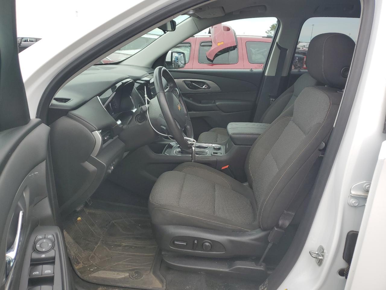 1GNEVGKW8KJ263343 2019 Chevrolet Traverse Lt