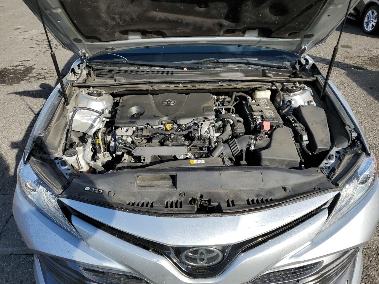 2018 Toyota Camry - Image 11