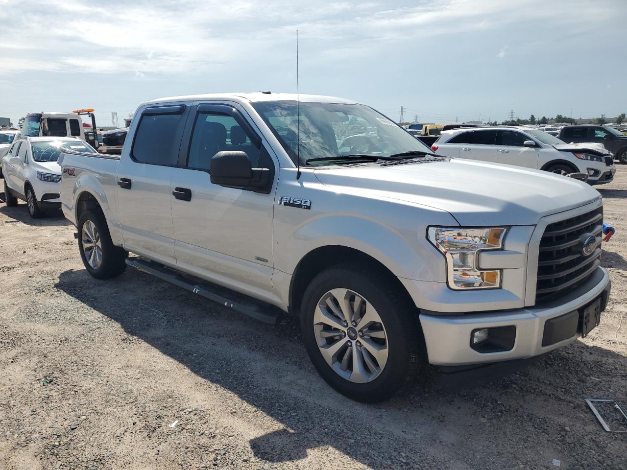 2017 Ford F150 Supercrew VIN: 1FTEW1CP5HKD16514 Lot: 69986894