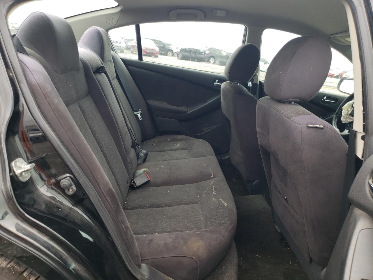 2011 Nissan Altima - Image 10