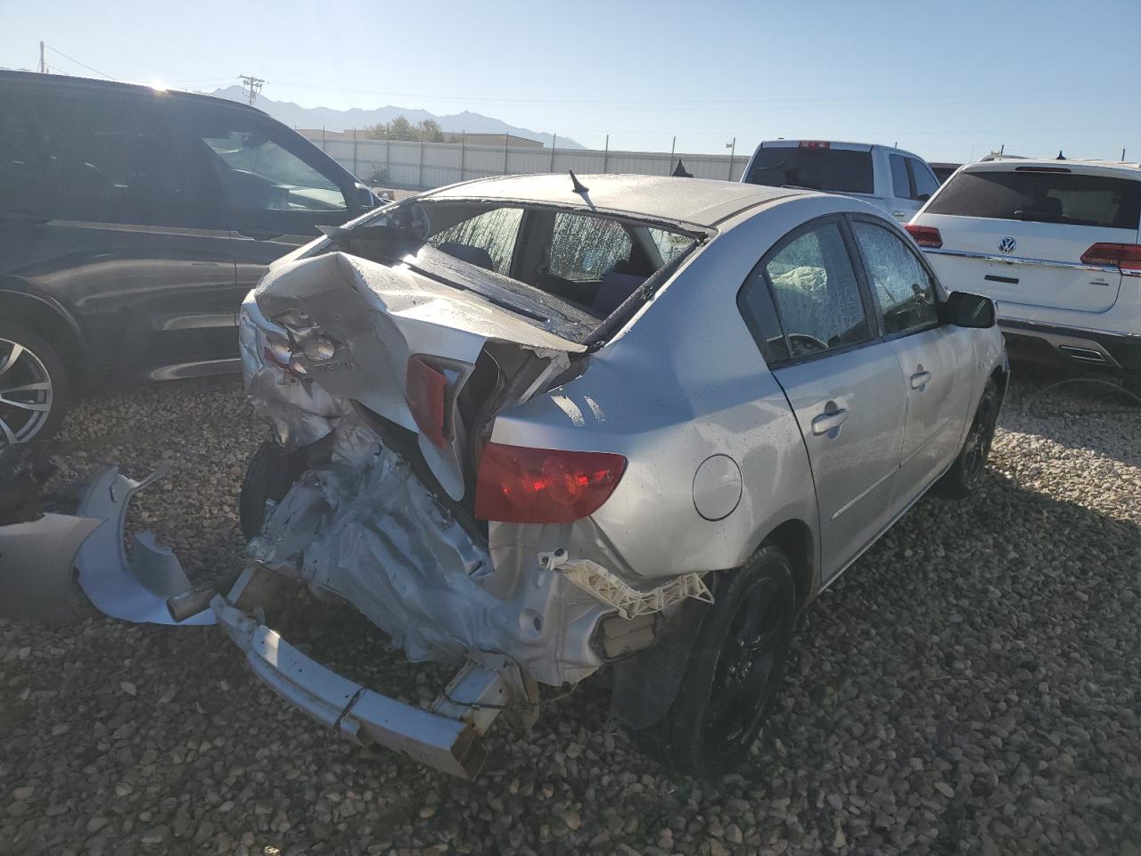 2005 Mazda 3 - Image 3