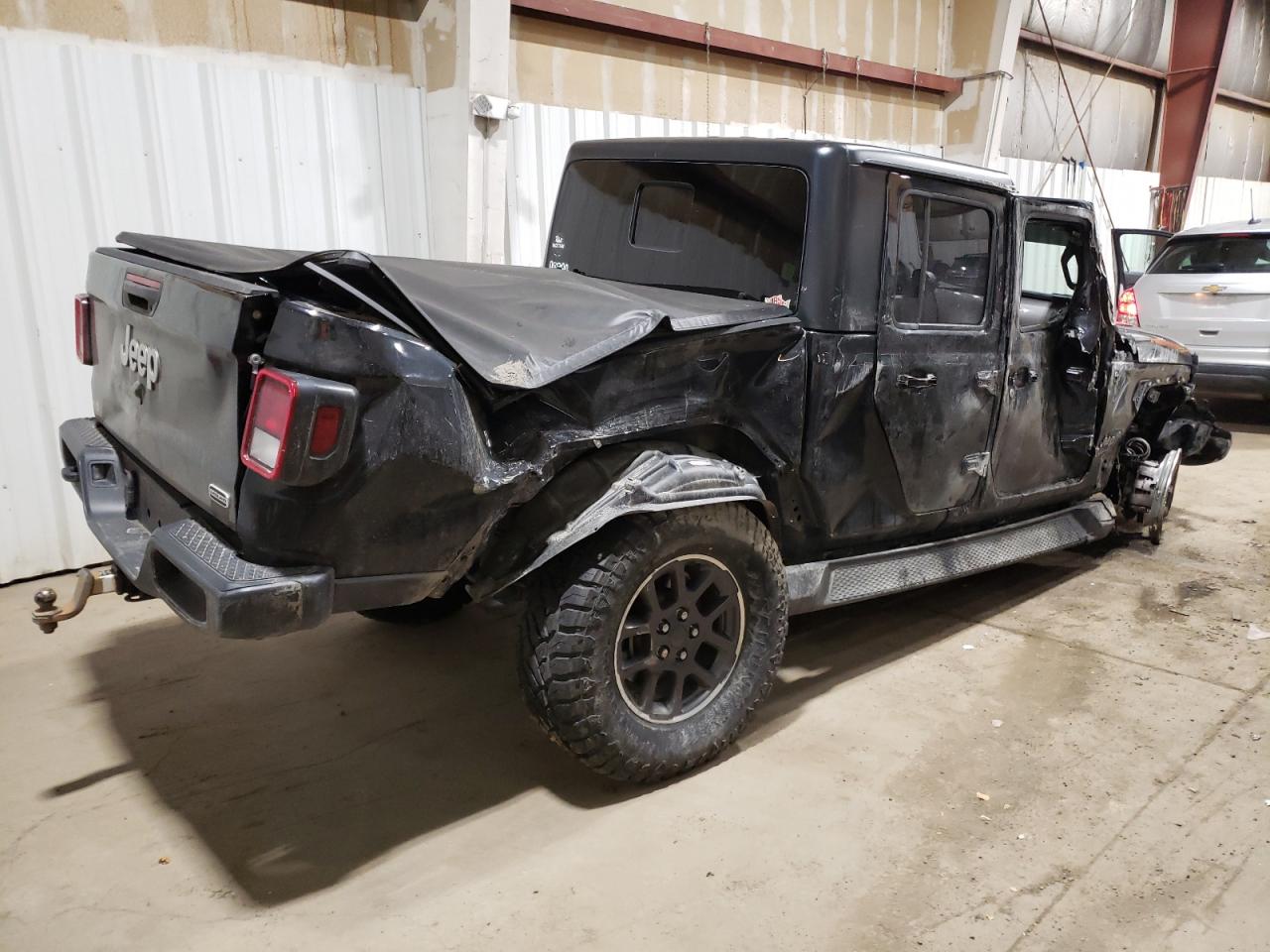 2021 Jeep Gladiator - Image 3