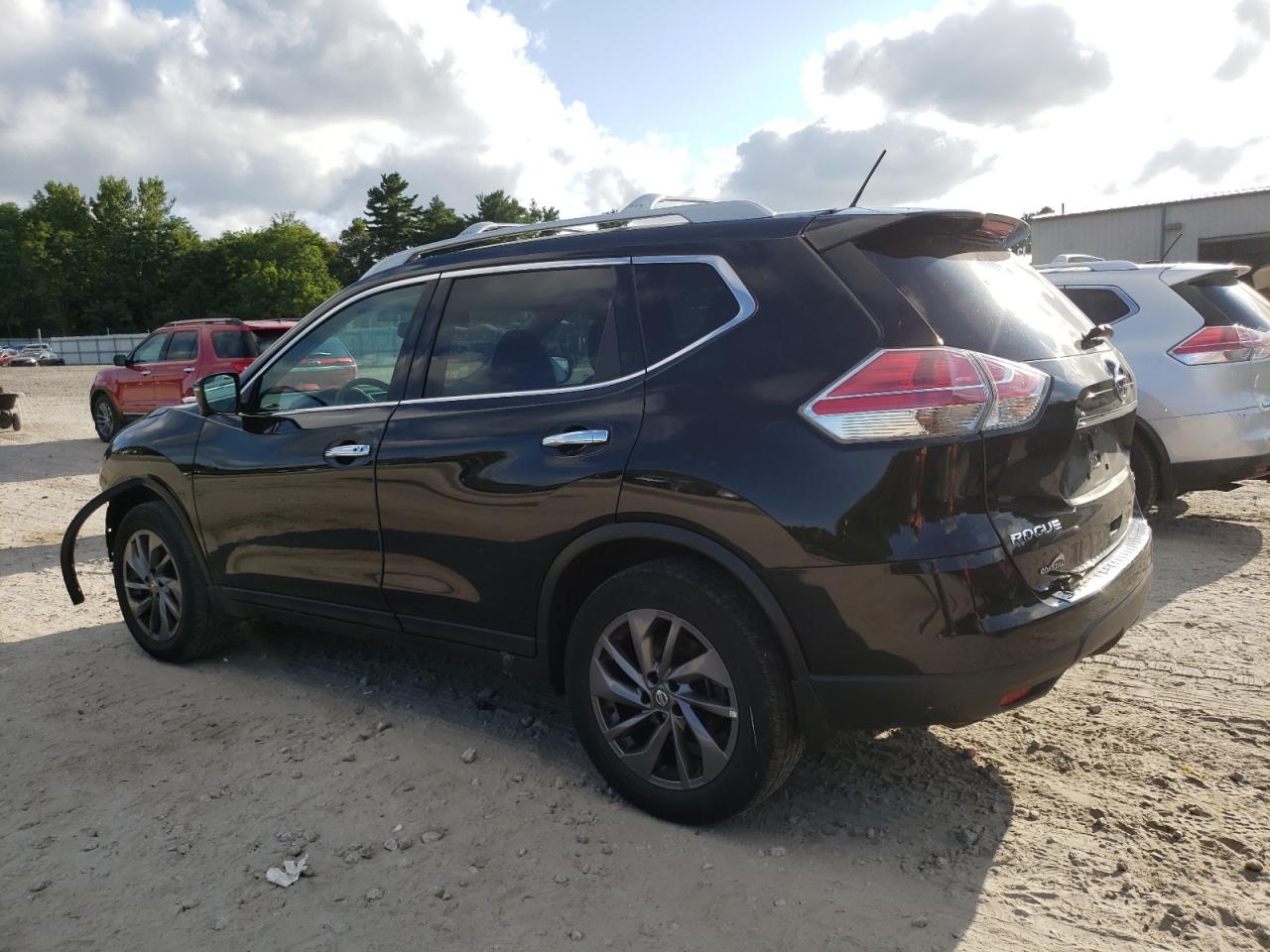 5N1AT2MV3GC869127 2016 NISSAN ROGUE - Image 2