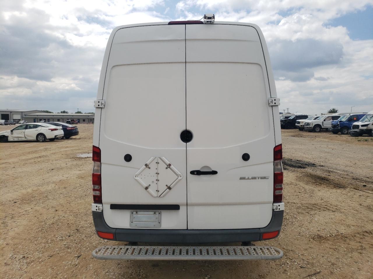 2014 Mercedes-Benz Sprinter 2500 VIN: WD3PE8DE4E5828674 Lot: 70390164